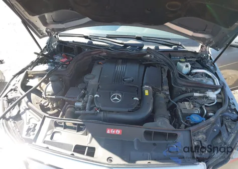 2013 Mercedes-Benz C 250 Luxury/Sport из США, поврежденный, VIN WDDGF4HBXDR291544